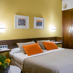 3* Hotel America