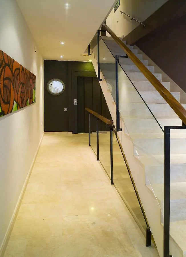 Hotel Calabria La Garriga 0*,  Spagna